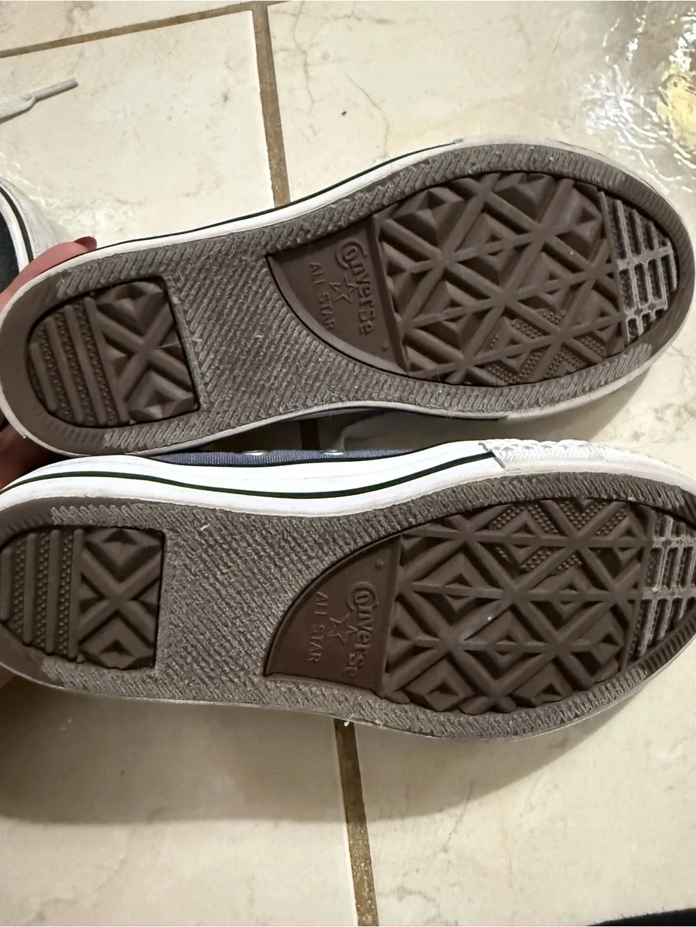 Converse Kids Grey Canvas Low Top Sneakers Size 1 Youth EUC